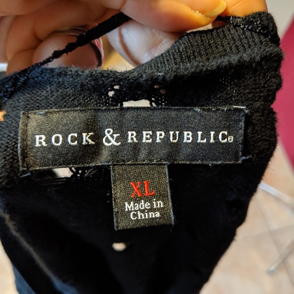 Rock & Republic Sweater with holes - Picture 3 of 3